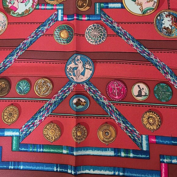 Hermès Petit Main Silk Scarf Carre 90 Red Boxed Authenticated Paris Vintage - Picture 15 of 16
